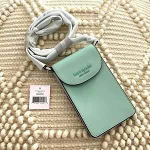 Kate Spade cameron monotone north south flap phone crossbody.